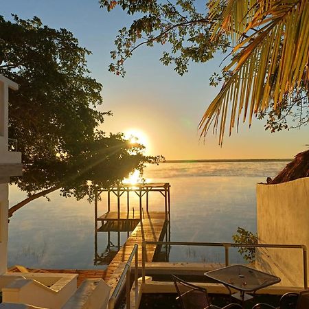 Zensus Laguna Hotel Bacalar Ngoại thất bức ảnh